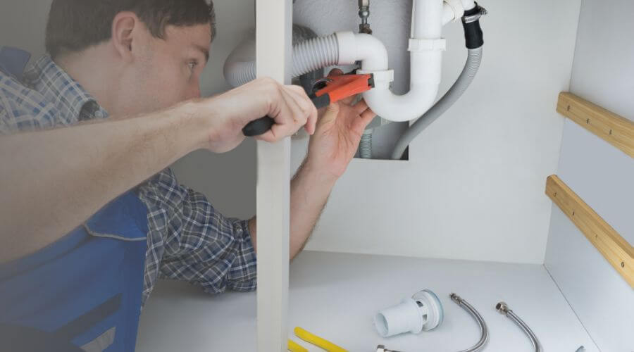 Professional emergency plumbing in Knippa, TX
